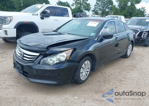 2011 Honda Accord 2.4 Lx z USA, uszkodzony, nr VIN 1HGCP2F33BA116457